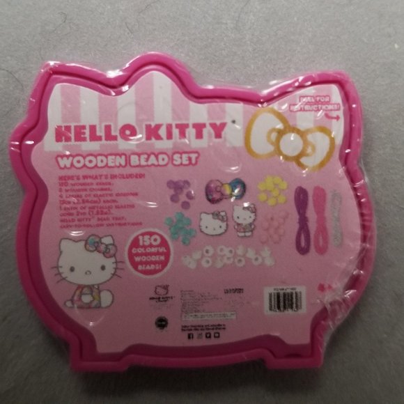 NEW - ZURU 5 Surprise Mini Brands - Hello Kitty RC Car & Wooden Bead Kit Minis - Picture 5 of 6